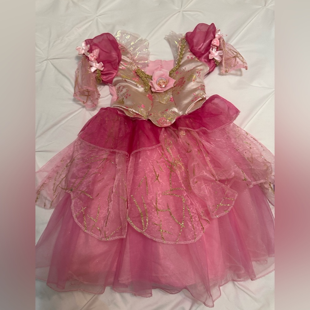 Size 4/6 Barbie costume